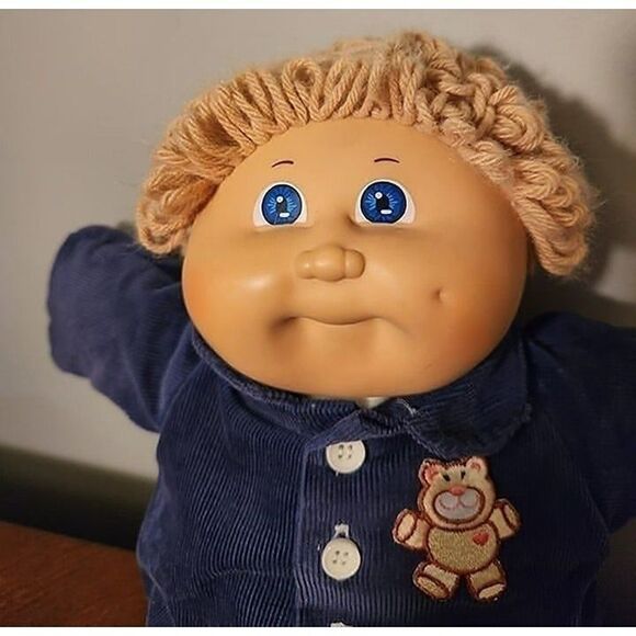 Vintage 1985 Cabbage Patch Kids Doll - Picture 4 of 12